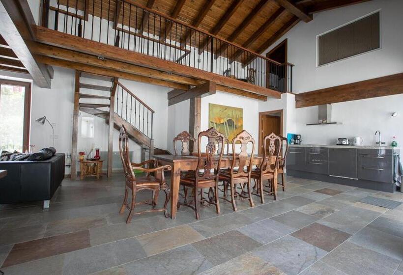 דירת חדר, Molino De Saladilla