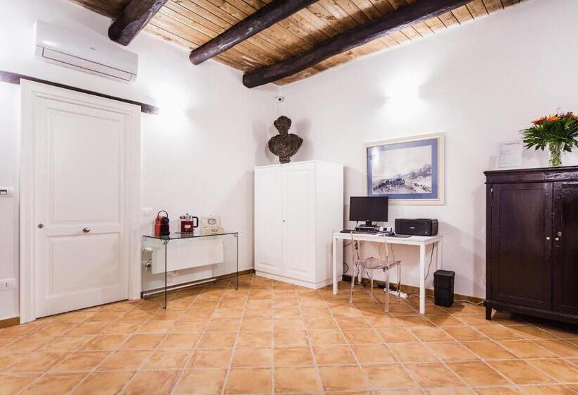 اتاق اکونومی, Palazzo Marigliano   Rooms & Suites