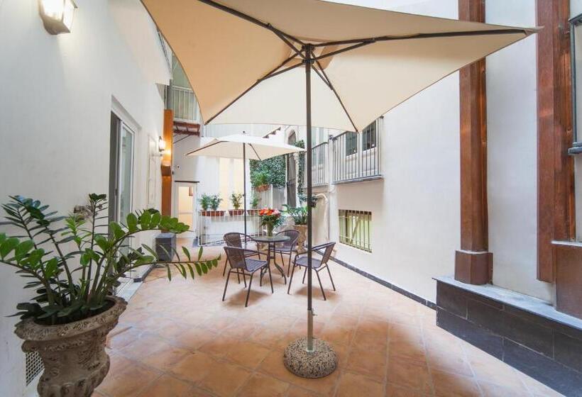 اتاق اکونومی, Palazzo Marigliano   Rooms & Suites