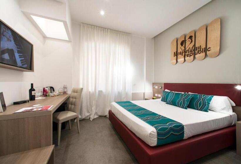 اتاق سوپریور با تخت بزرگ, Regina Margherita Suite