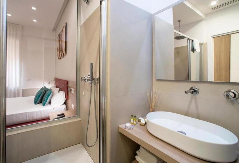 اتاق سوپریور با تخت بزرگ, Regina Margherita Suite