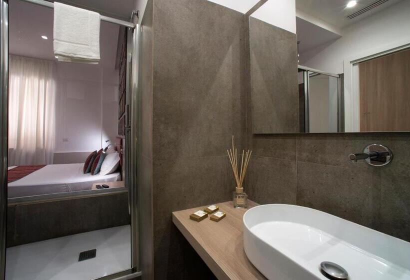 اتاق سوپریور, Regina Margherita Suite