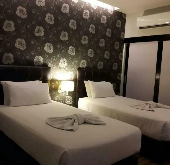 اتاق لوکس, Romyen Garden Place