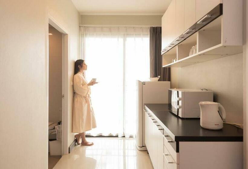 غرفة ديلوكس سرير كينج, Romyen Garden Place