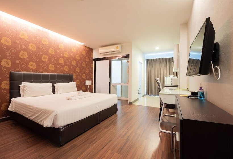 غرفة ديلوكس, Romyen Garden Place