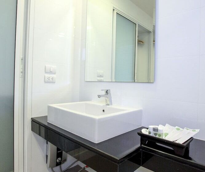 غرفة ديلوكس سرير كينج, Romyen Garden Place