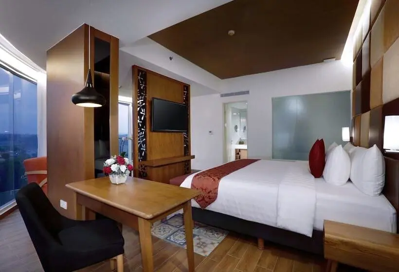 スイート, The Alana Hotel And Conference Sentul City By Aston