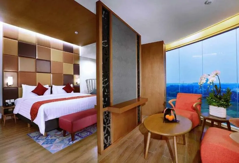 スイート, The Alana Hotel And Conference Sentul City By Aston