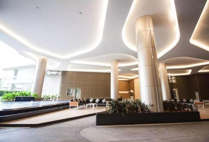 خانه 1 خوابه, The Robertson Residence