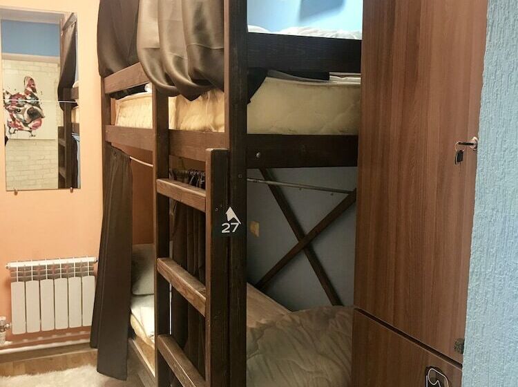 Кровать в Общей Комнате, Tvoy Hostel