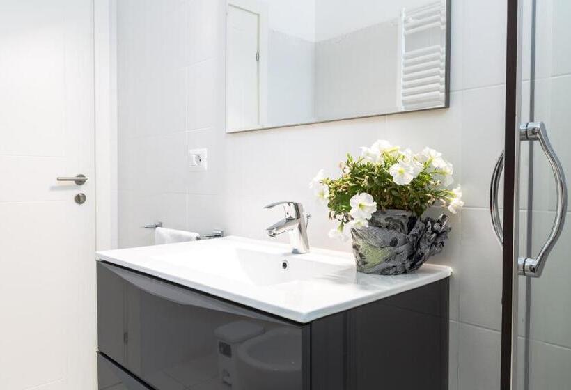 Apartamento 1 Dormitório, Residence Perla Verde
