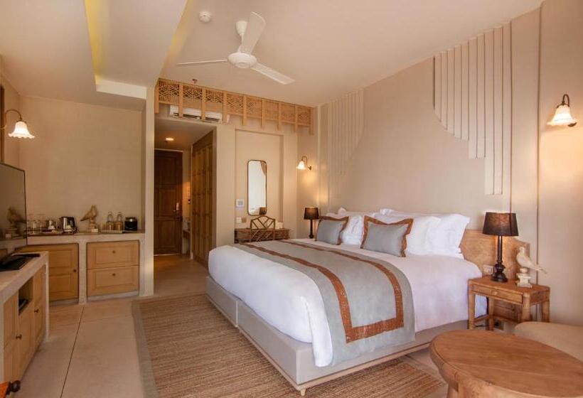 Полулюкс с Гидромассажем, Devasom Khao Lak Beach Resort & Villas
