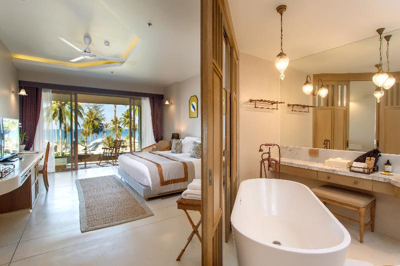 디럭스 룸, Devasom Khao Lak Beach Resort & Villas