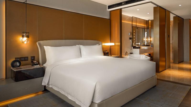 Quarto Premium, Intercontinental Tianjin Yujiapu Hotel & Residences, An Ihg
