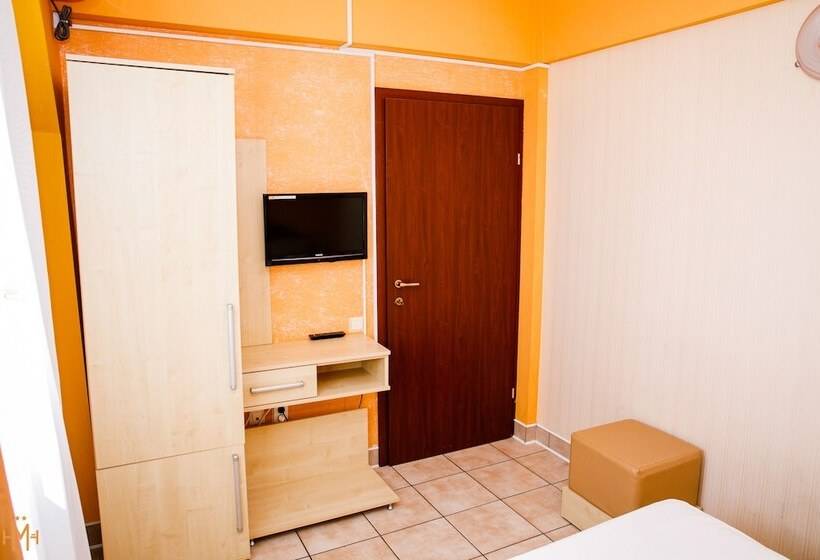 Номер Стандарт, Meridian Costinești
