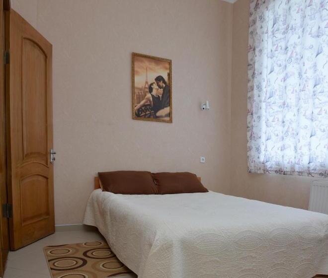 اتاق استاندارد, Karavella