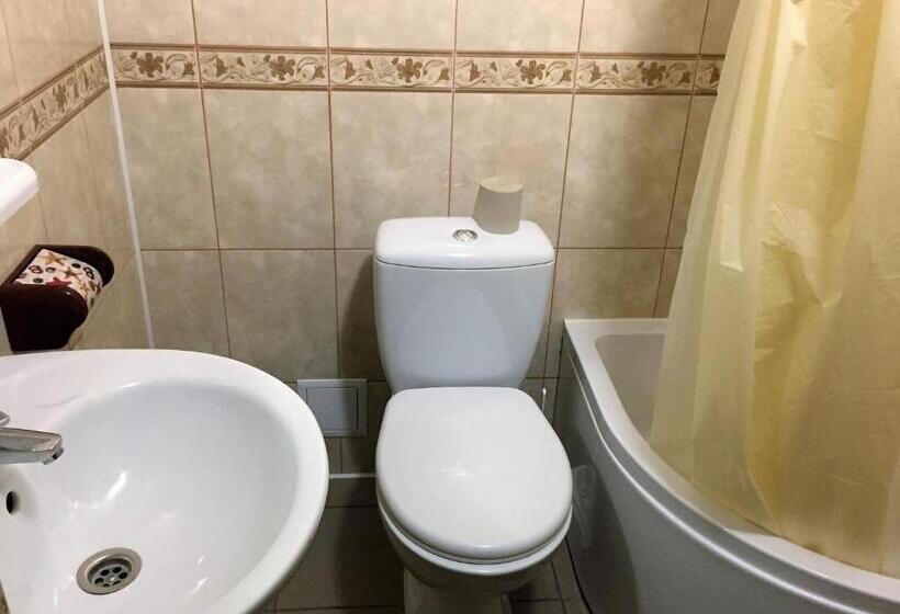 اتاق استاندارد, Karavella