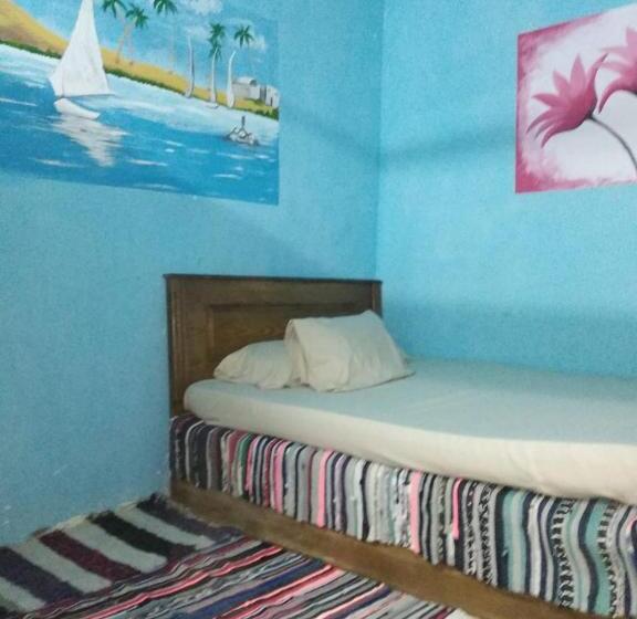 اتاق استاندارد با تخت بزرگ, Aswan Nubian House