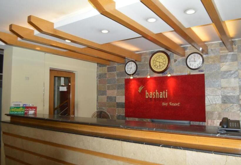 سوییت با چشم‌انداز دریا, Bashati Bay Resort