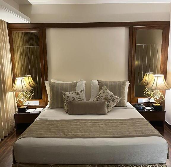 סוויטה עם נוף לעיר, Home In By Amrik Sukhdev