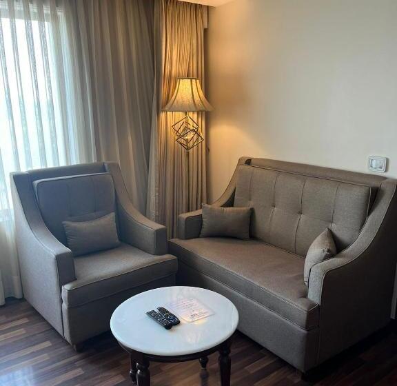 סוויטה עם נוף לעיר, Home In By Amrik Sukhdev