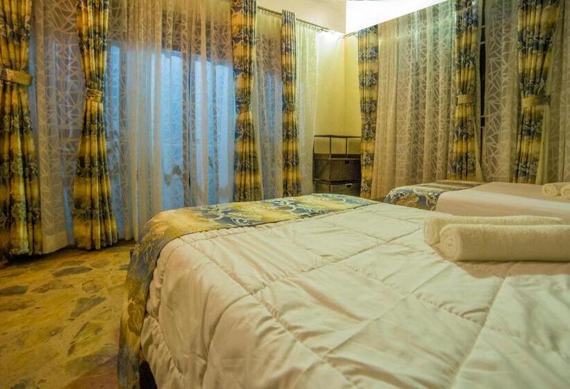 اتاق خانوادگی, Lake Bunyonyi Eco Resort