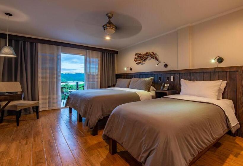 Номер Deluxe Вид на Море, Palau Central