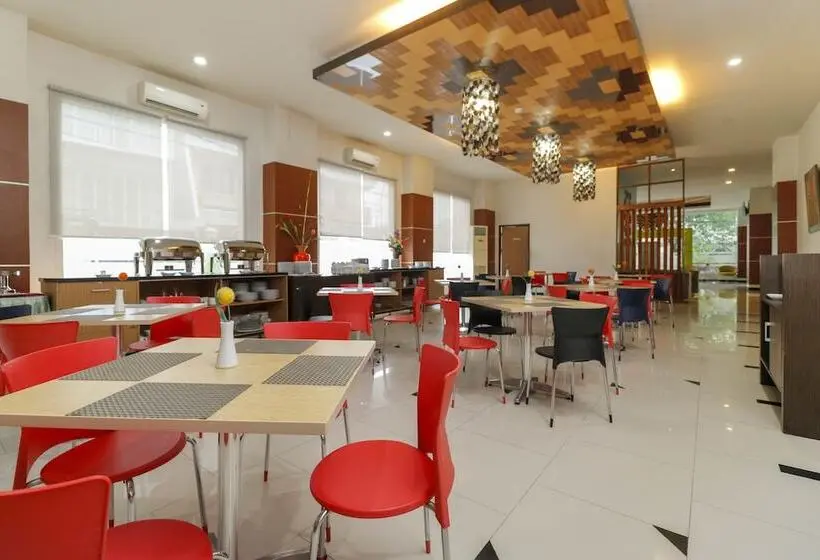 スタンダードルーム, Reddoorz Plus Near Pantai Losari