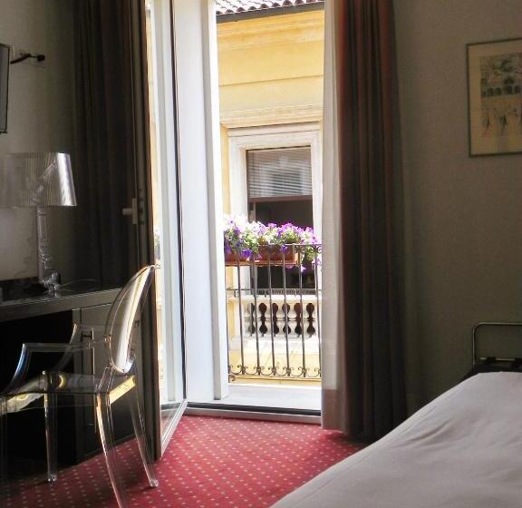 اتاق سوپریور با بالکن, Relais Santa Corona