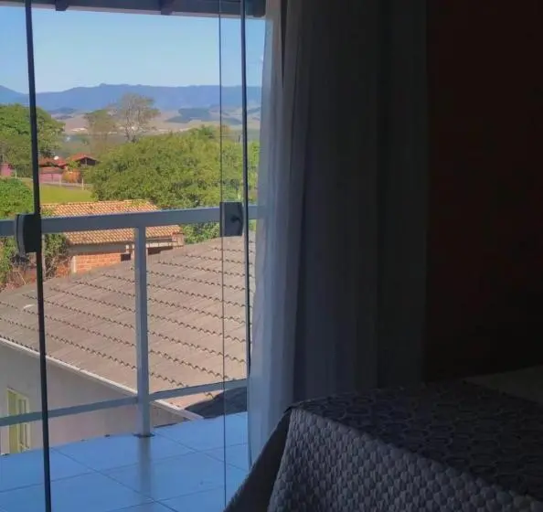 スーペリアールーム, Penedo House Pousada
