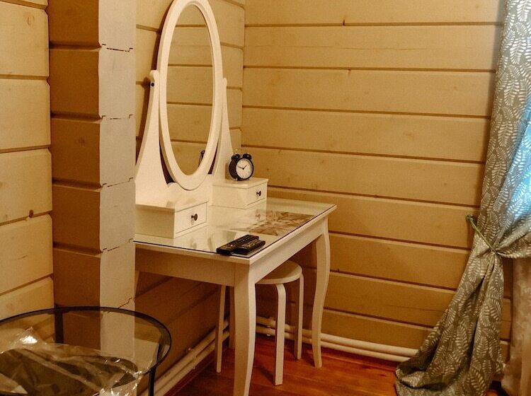 经济房, Uralskiy Teremok