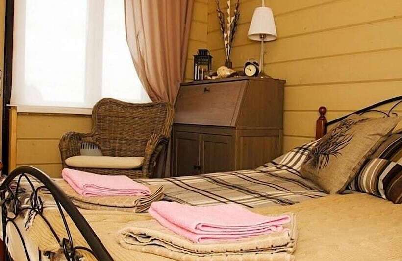 标准间, Uralskiy Teremok