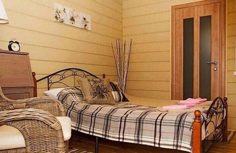 标准间, Uralskiy Teremok