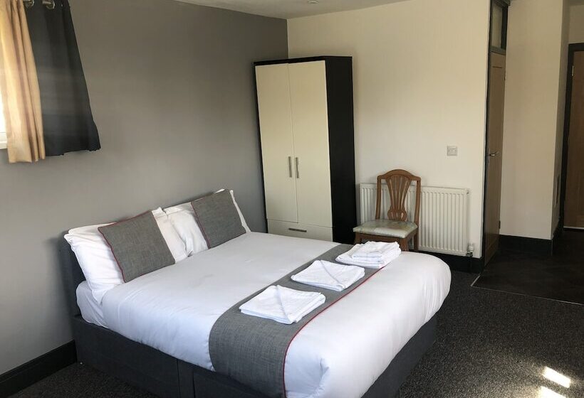 استودیوی لوکس, Devine Beach Hotel, Westcliff Southend-On-Sea