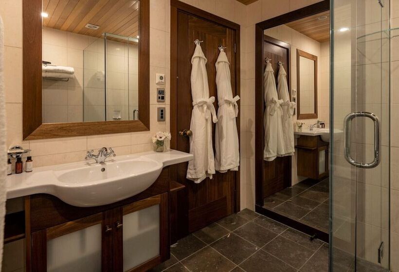 آپارتمان لوکس 1 خوابه, Cabot Lodge