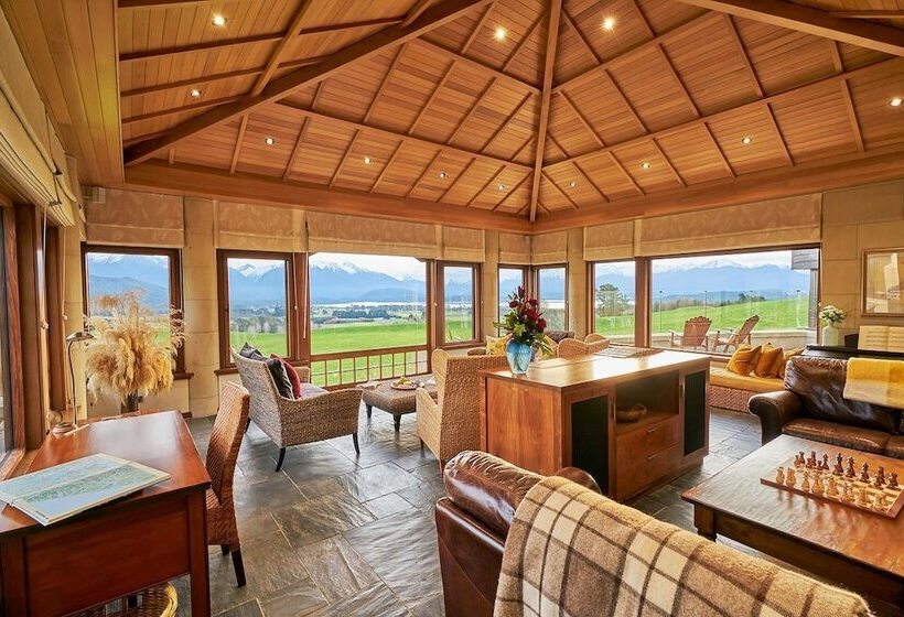 Апартаменты Deluxe 1 Спальня, Cabot Lodge