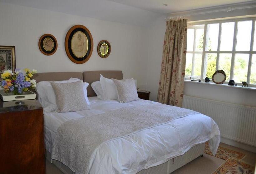 חדר דלוקס, Hedingham Old Pottery