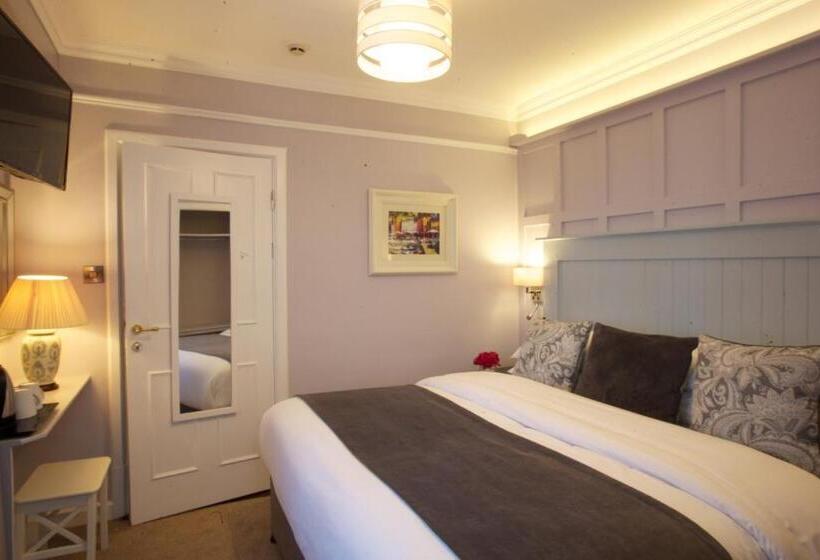 غرفة قياسية, Hayes