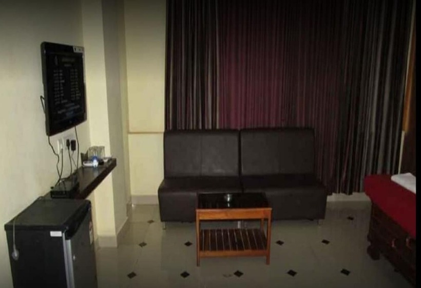 חדר סופריור, Sap Residency