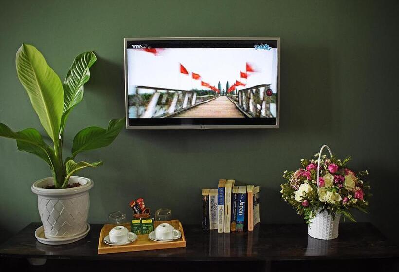 اتاق لوکس, Kontiki Danang Hostel