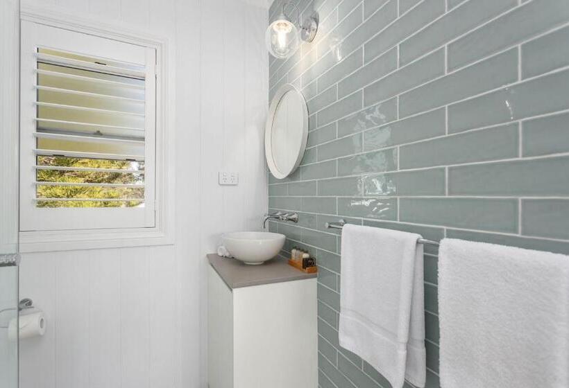 חדר סטנדרט נוף לבריכה, Finns At Old Bar