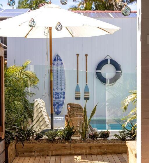 חדר סטנדרט נוף לבריכה, Finns At Old Bar