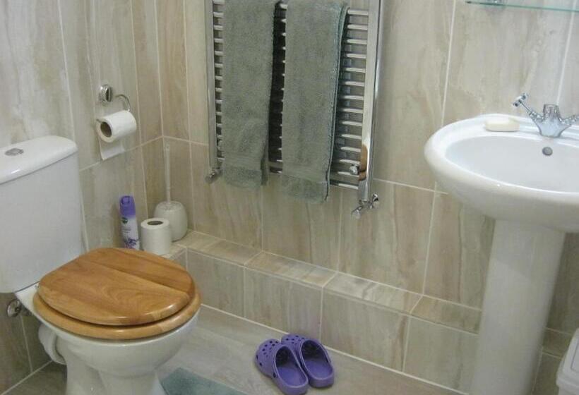 חדר סטנדרט, קומת קרקע, The Moats Coddington, Between Ledbury And Malvern