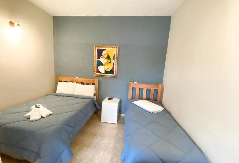 اتاق استاندارد سه نفره, Dos Sonhos