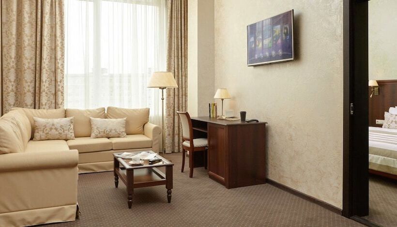 スイート, Kapitolinn