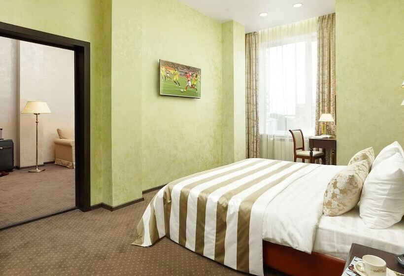 スイート, Kapitolinn