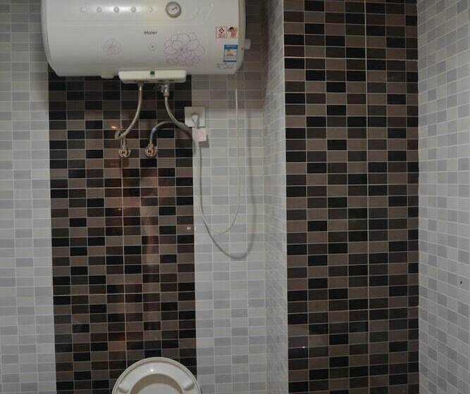 اتاق لوکس, Kololo Courts Hotel And Restaurant Kampala