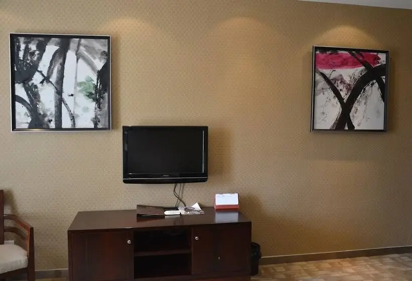اتاق لوکس, Kololo Courts Hotel And Restaurant Kampala