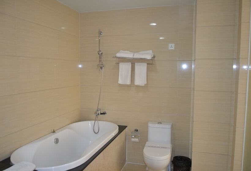 سوییت, Kololo Courts Hotel And Restaurant Kampala