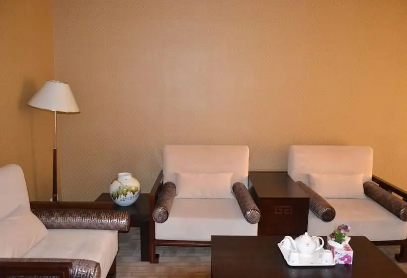 سوییت, Kololo Courts Hotel And Restaurant Kampala